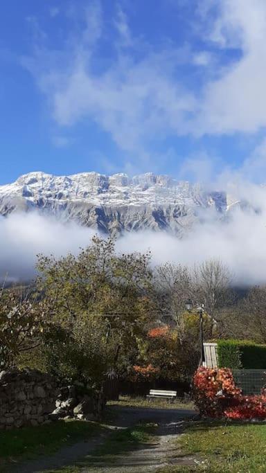 Reflets De Montagnes Ferienhaus Aubessagne